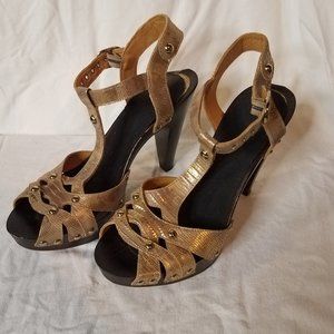 Vintage Golden Mahogany Wood Heels